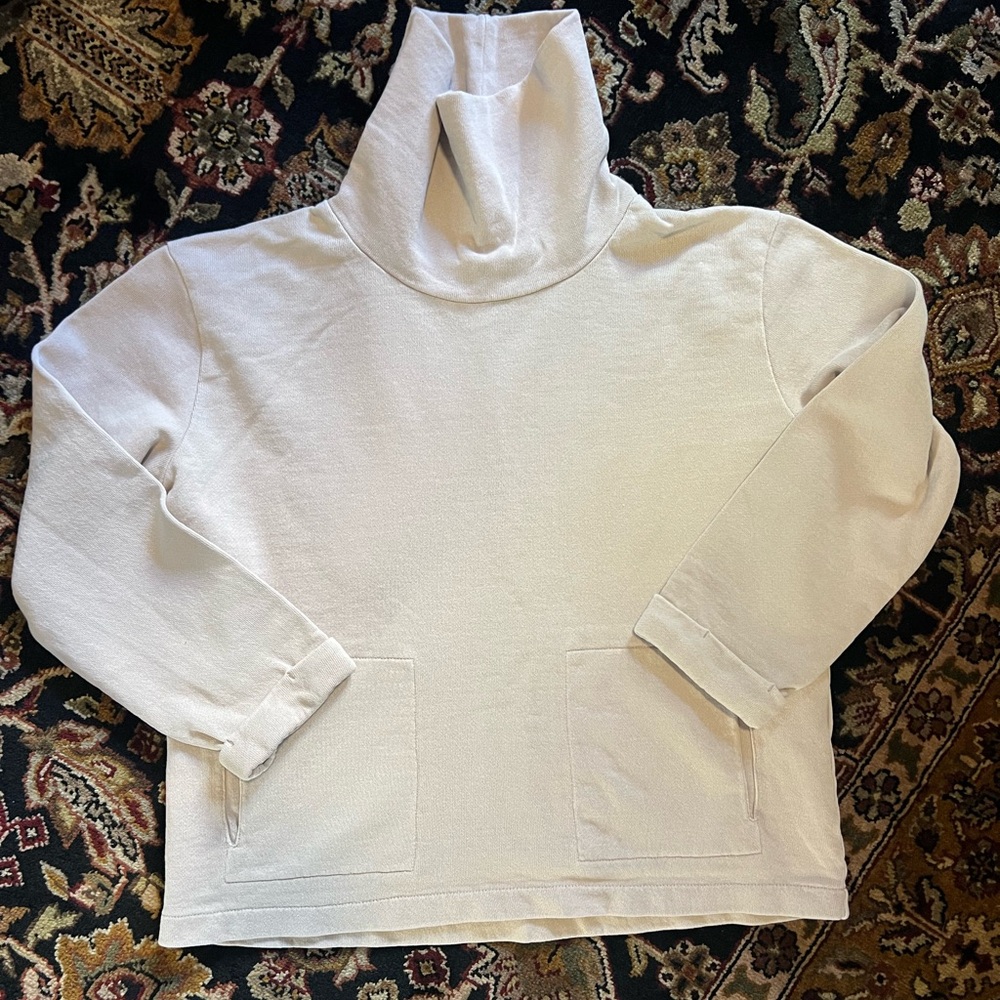 WRAP London women’s turtleneck boxy sweatshirt, size US 6